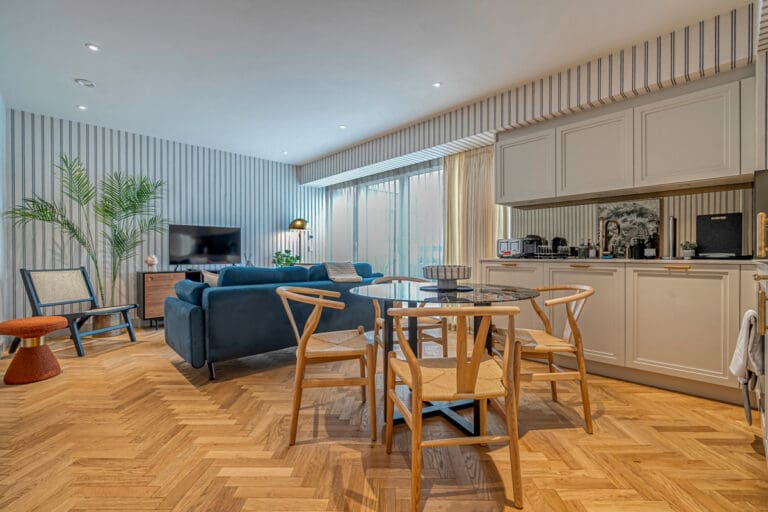 Rent Apartment Leslie United Kingdom