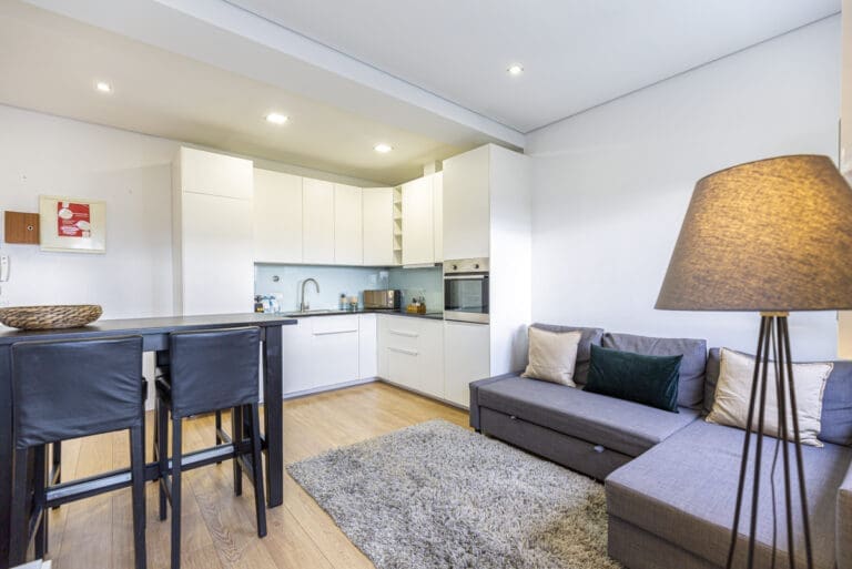 Rent Apartment Nuno Portugal