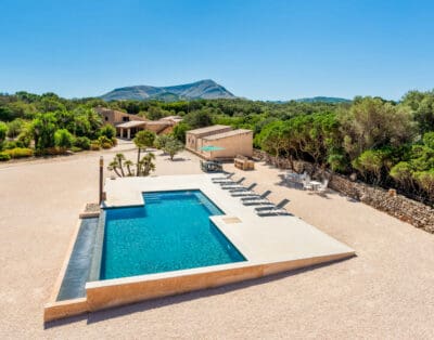 Rent Arta Country Villa Spain