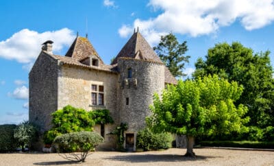 Rent Chateau Chaumeton France