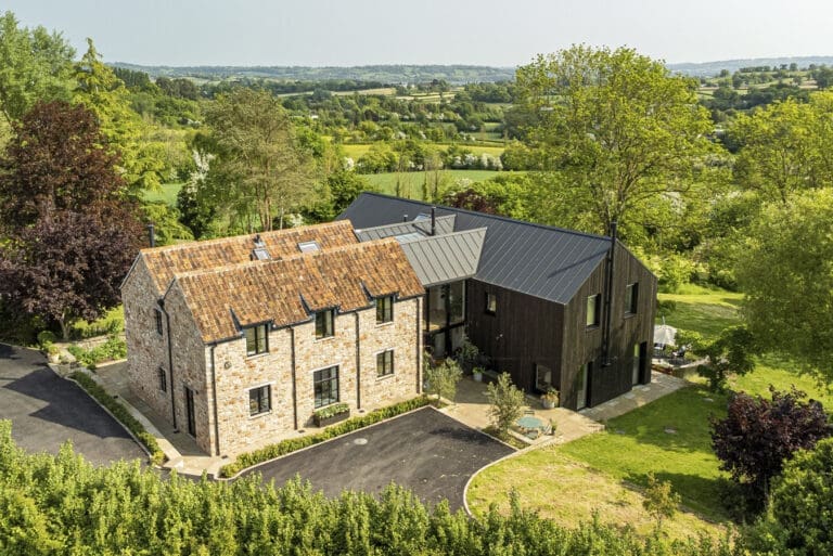 Rent Chew Valley View United Kingdom