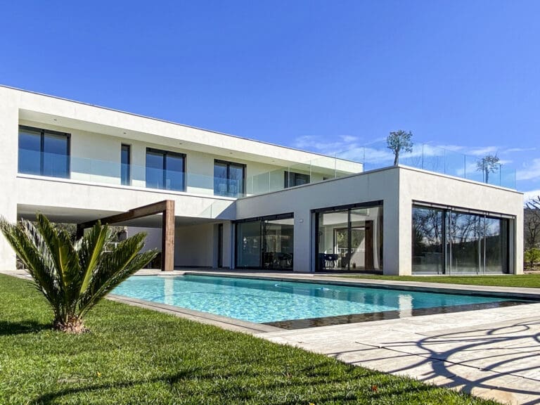 Rent Fleur Sauvage France