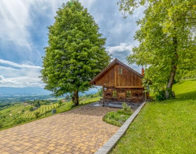 Rent Idia Lodge Slovenia