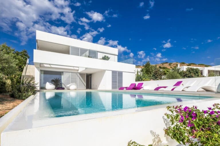 Rent Menorca Fornells Spain