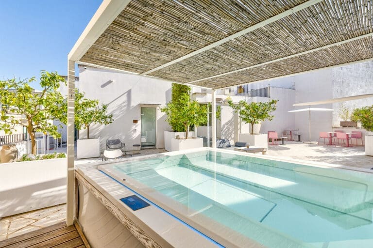 Rent Palazzo Vittorio Italy