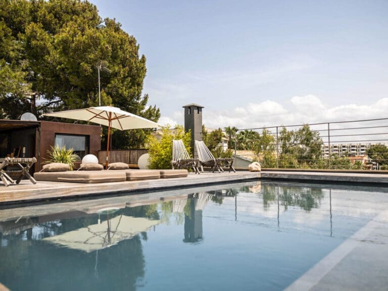 Rent Palma Deluxe Spain