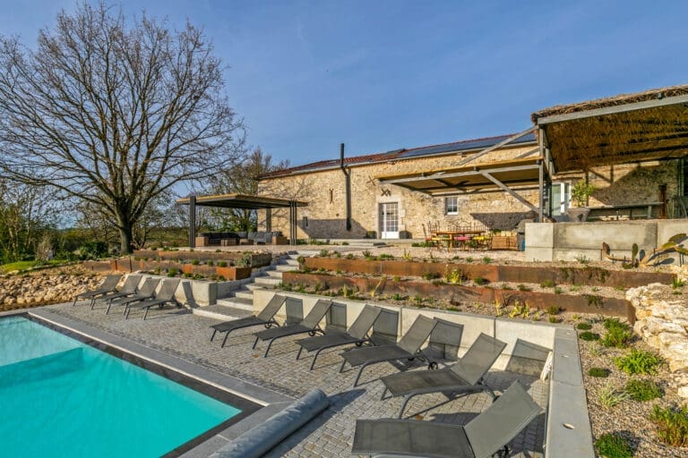 Rent Rosee Du Matin France