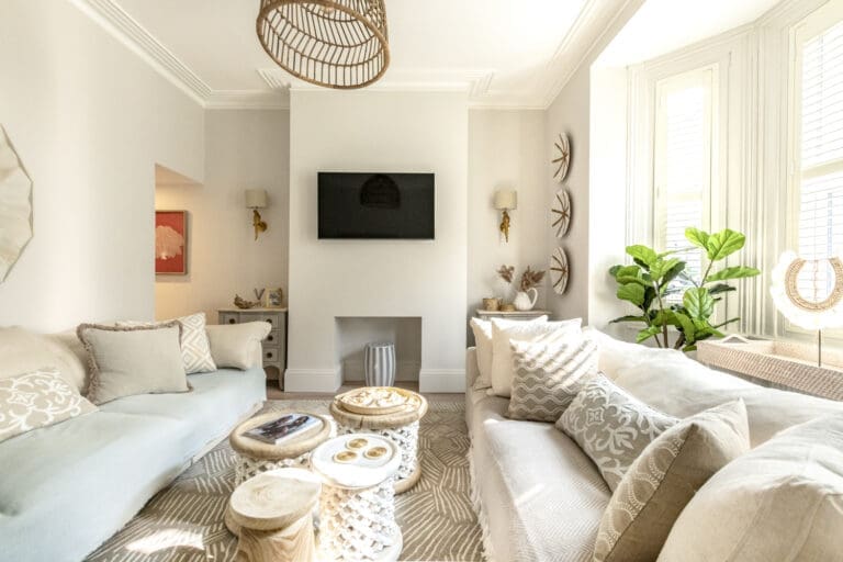 Rent Silver Shell United Kingdom