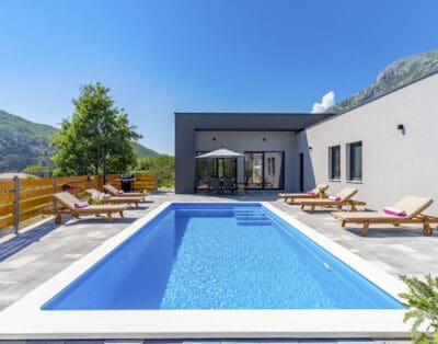 Rent Villa Adalyn Croatia