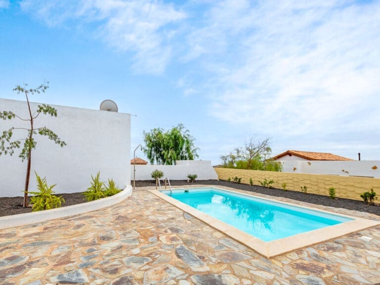 Rent Villa Aloe Spain