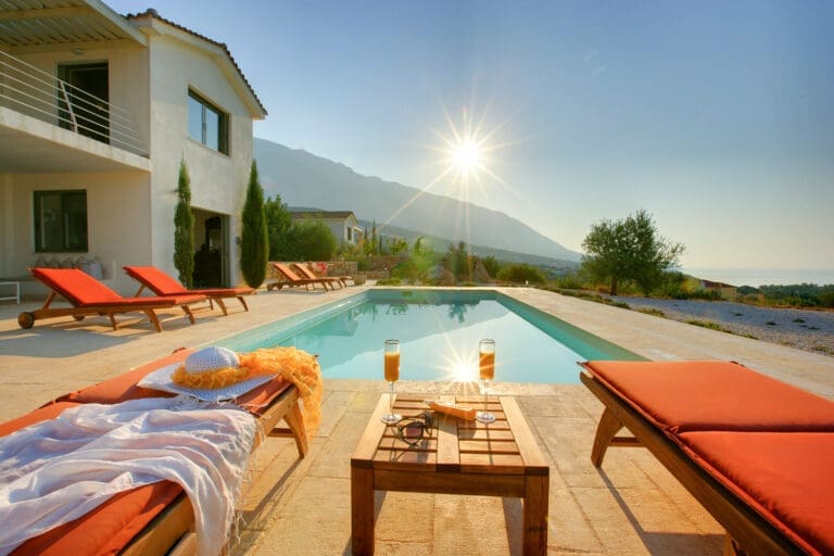 Rent Villa Azaria Greece