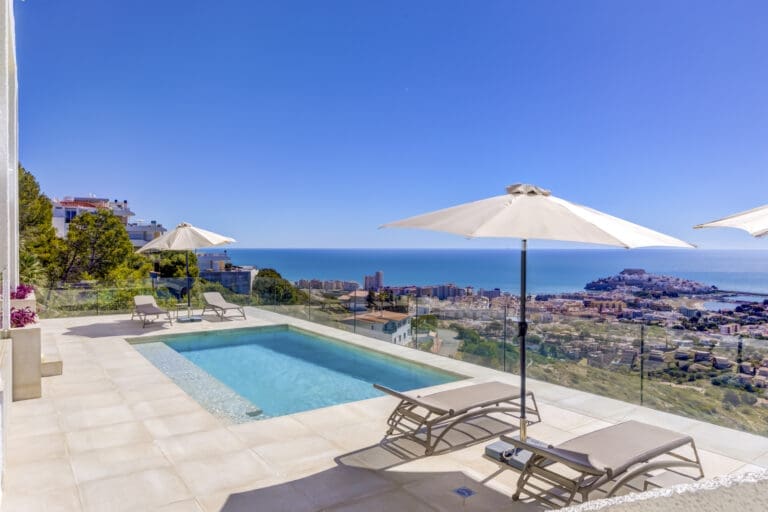 Rent Villa Castellon Spain