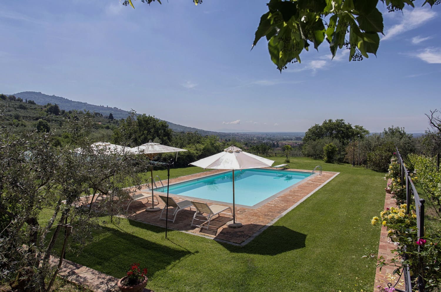 Rent-holiday-Rent Villa Cegliolo Italy-Cortona
