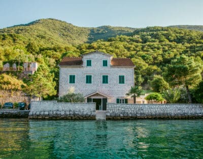 Rent Villa Conch Montenegro