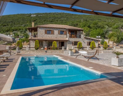 Rent Villa Doris Greece