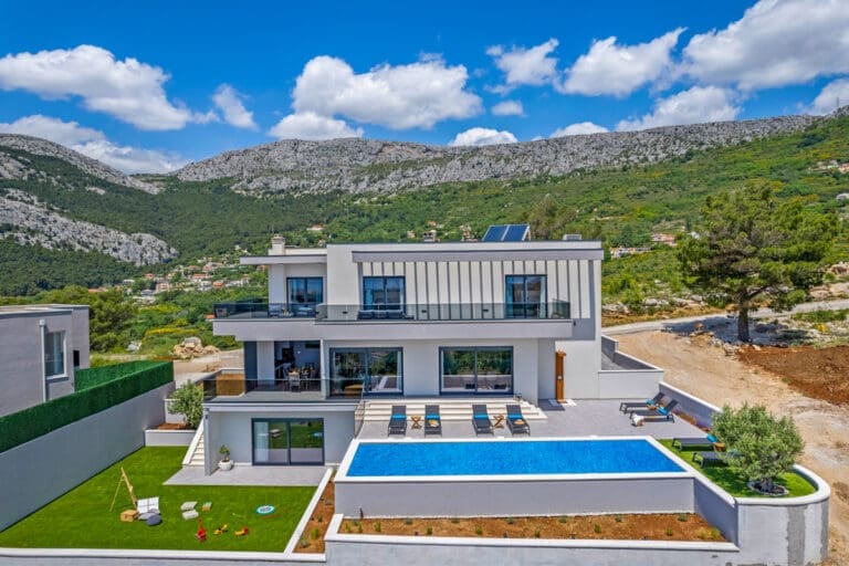 Rent Villa Flo Croatia