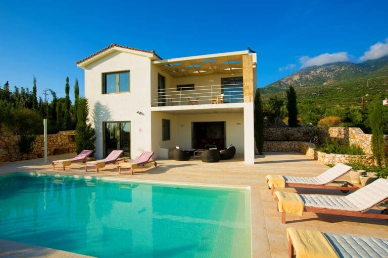 Rent Villa Gia Greece