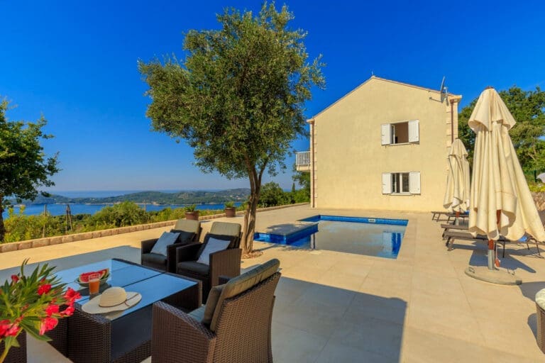 Rent Villa Kindra Croatia