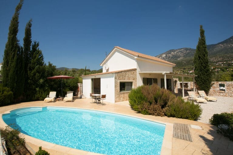 Rent Villa Laverne Greece