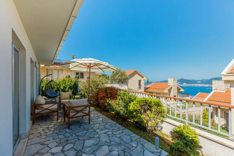 Rent Villa Milovan Montenegro