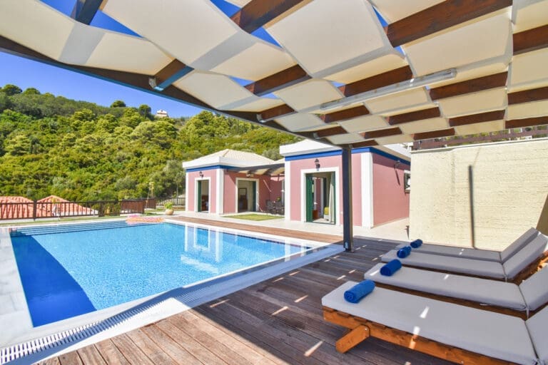 Rent Villa Pear Greece