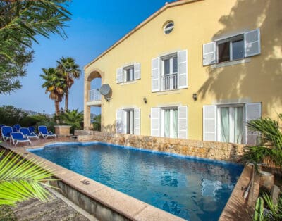 Rent Villa Poligon Spain