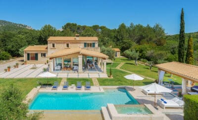 Rent Villa Santuari Spain