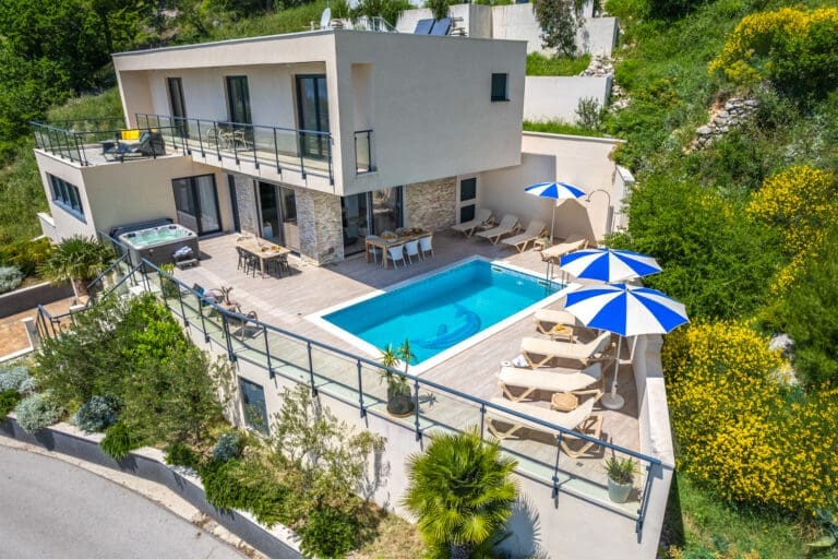 Rent Villa Suvi Croatia