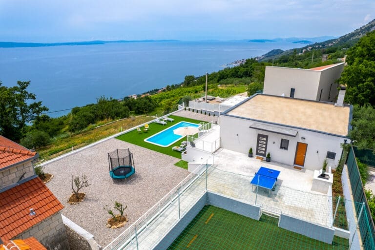 Rent Villa Zilic Croatia