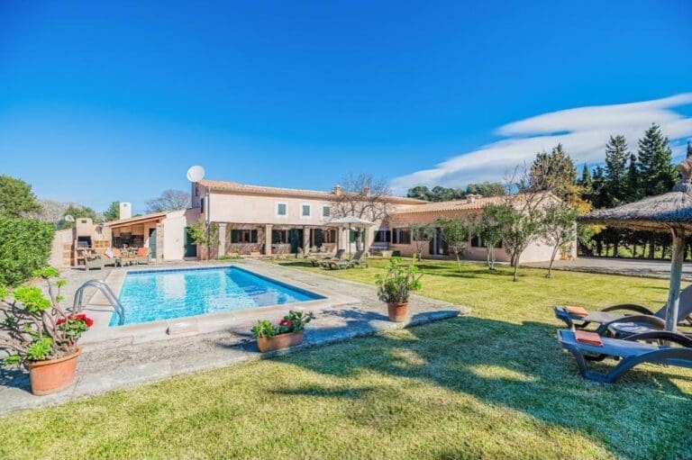 Rent Villa Sonrosada Spain