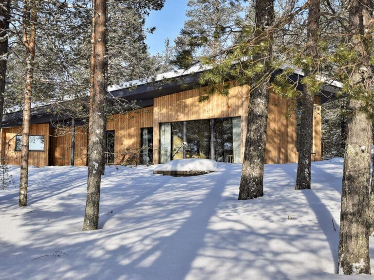 Rent Akseli Lodge Finland