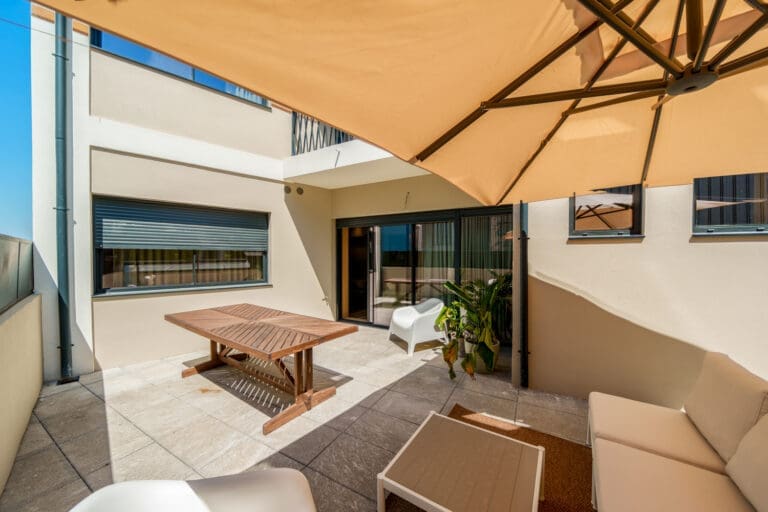 Rent Apartment Pantaleon Portugal