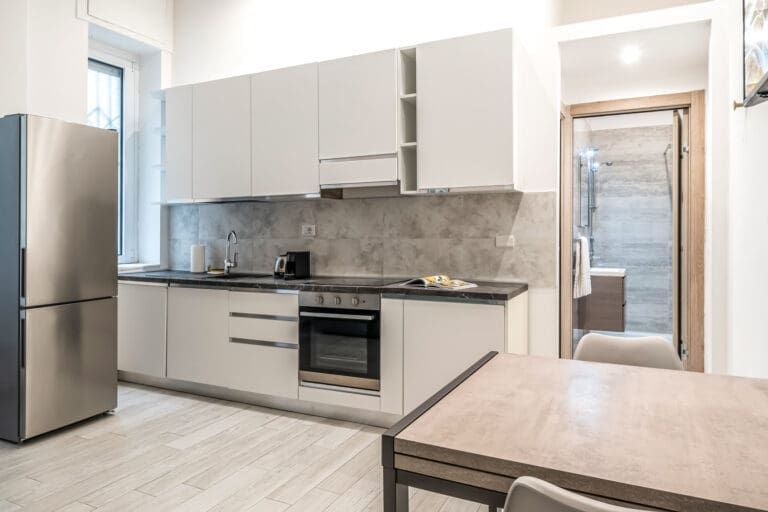 Rent Caracciolo Apartment Italy