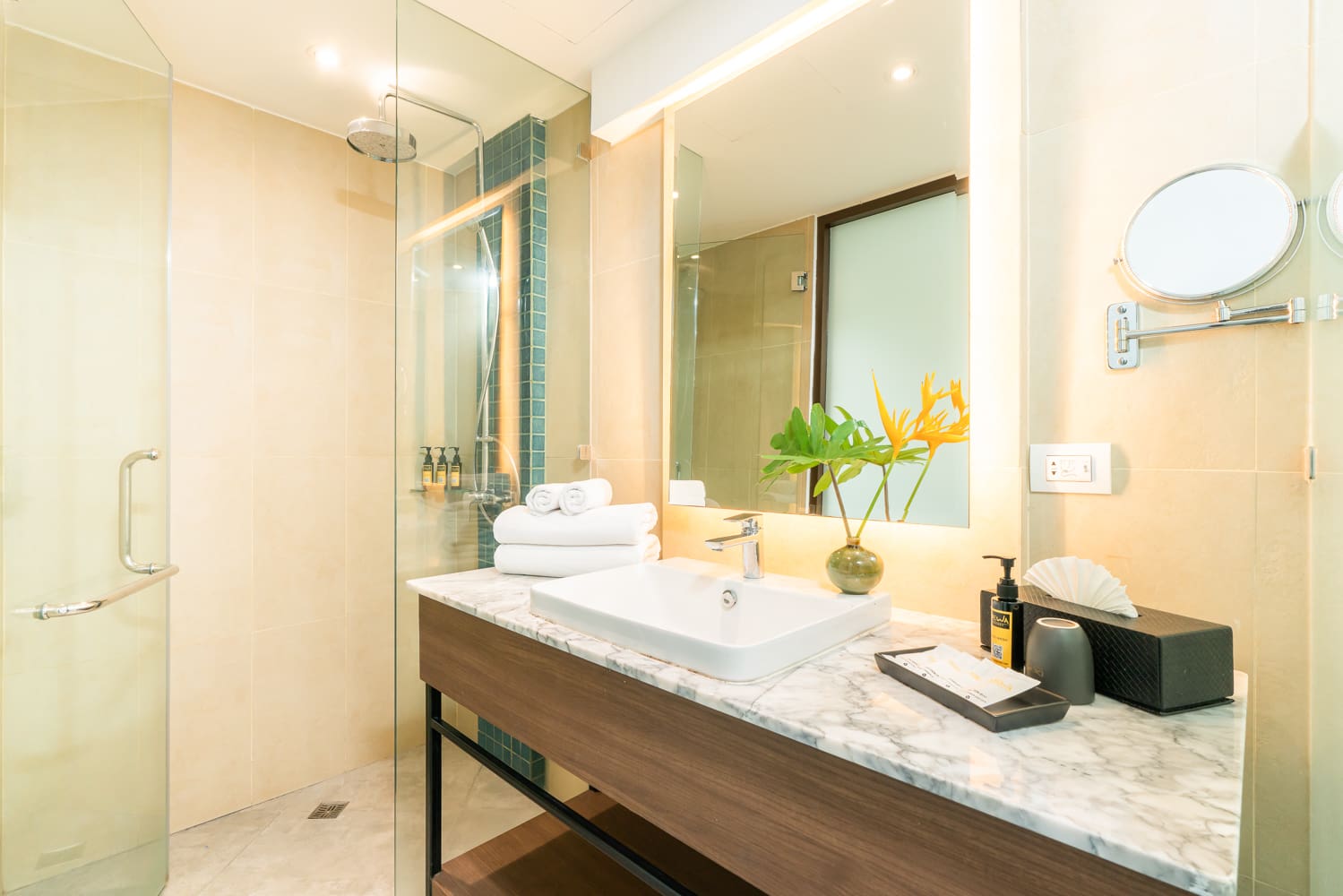 Rent Deluxe Room Dewa Phuket Resort and Villas Thailand
