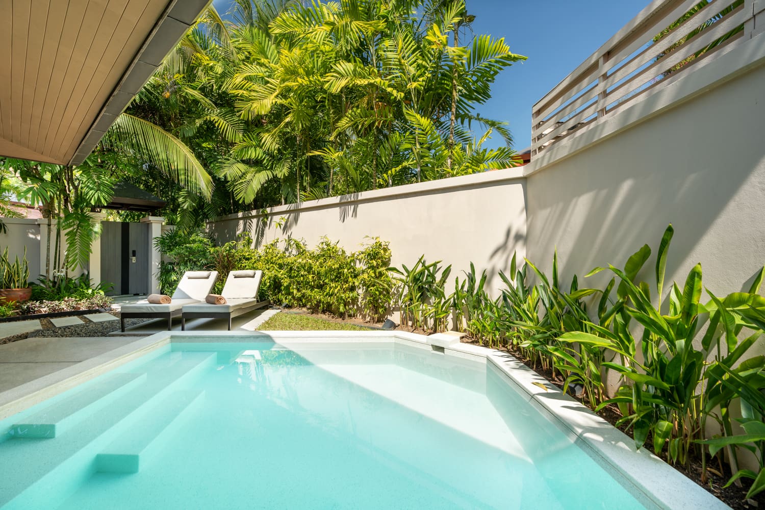 Rent Grand Pool Villa Dewa Phuket Resort and Villas Thailand