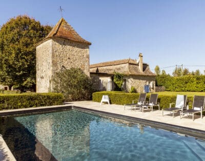 Rent Maison Maronniere France