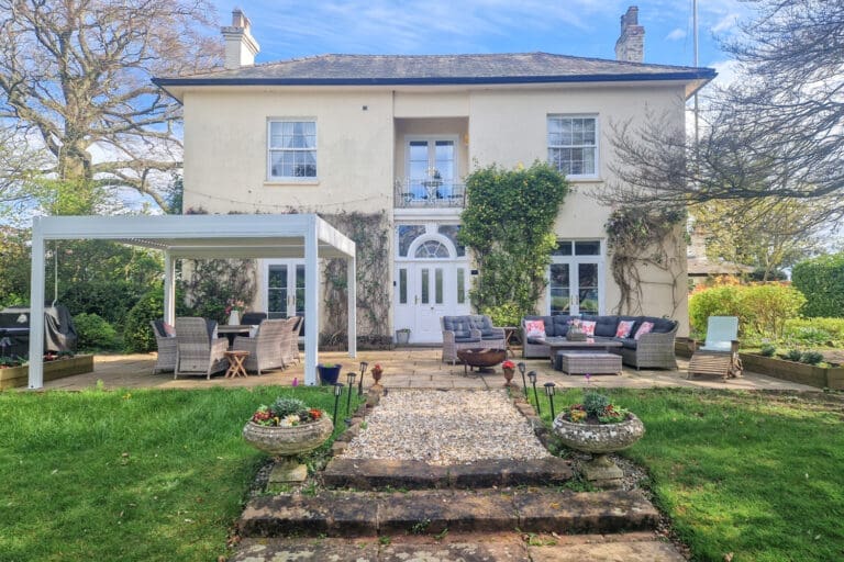 Rent Moonstone Villa United Kingdom