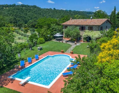 Rent Villa Bellugello Italy