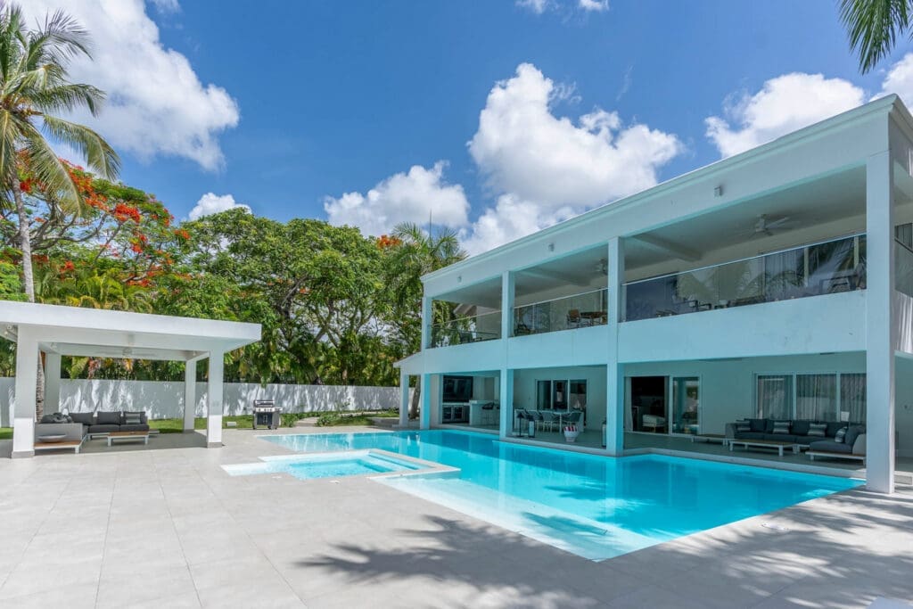 Rent-holiday-Rent Villa Cacique Dominican Republic-