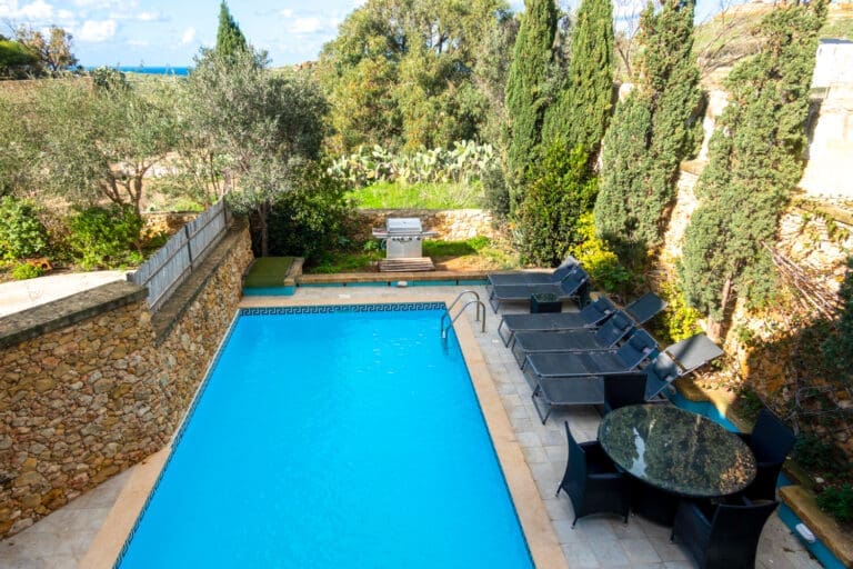 Rent Villa Calleia Malta