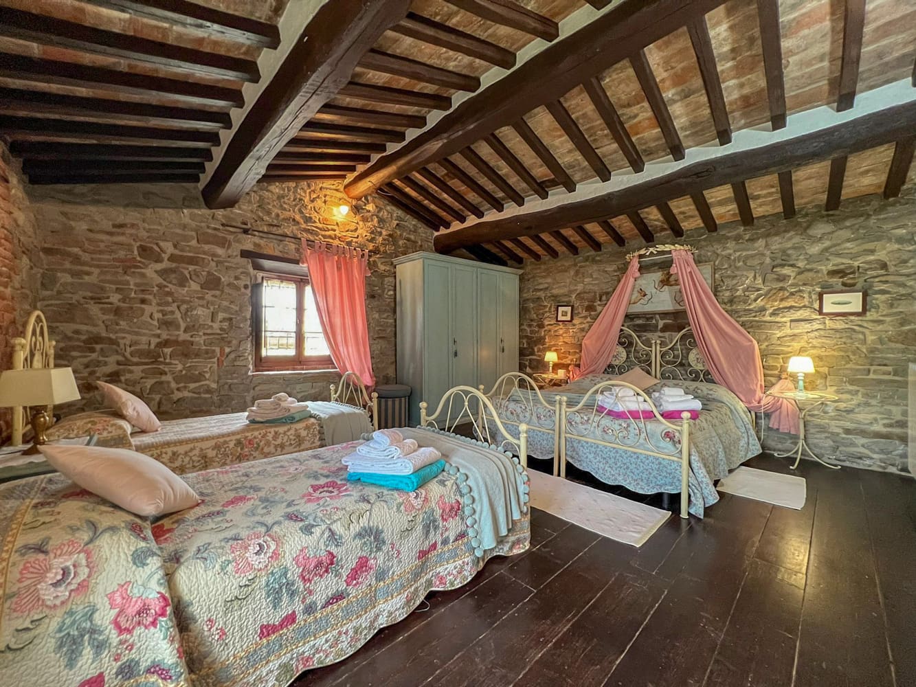 Rent Villa Campaccio Italy
