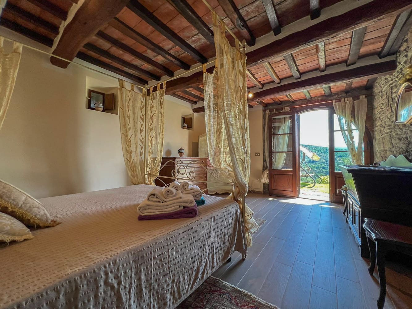 Rent Villa Campaccio Italy