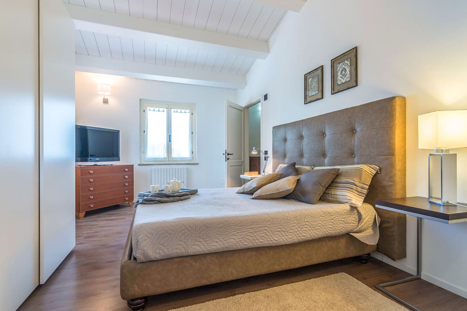 Rent Villa Castagni Italy