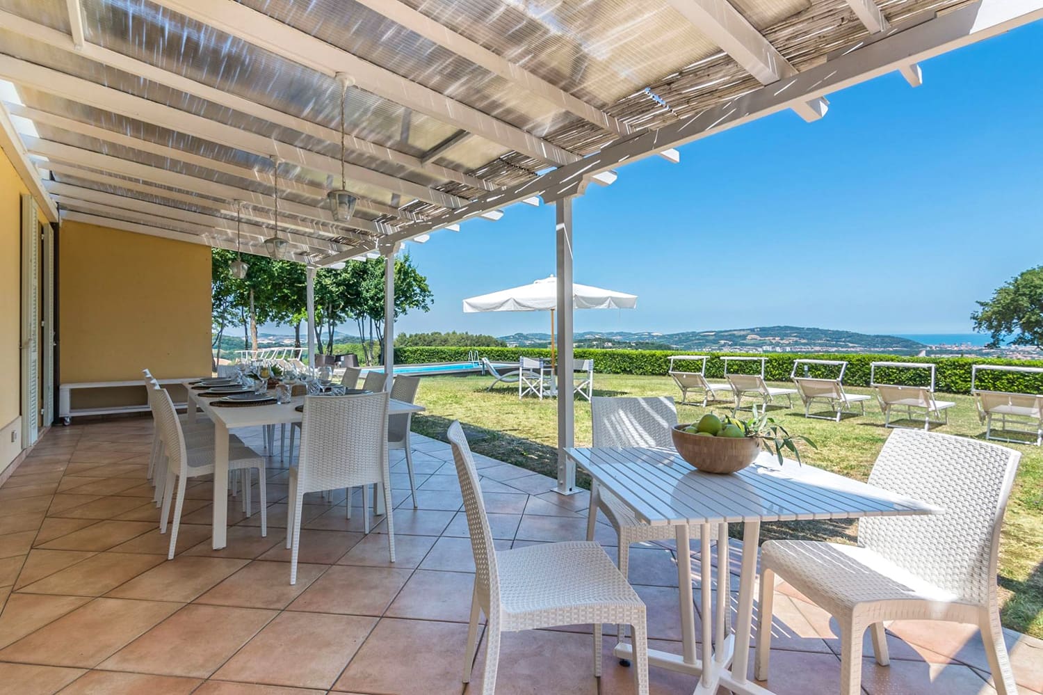 Rent Villa Castagni Italy