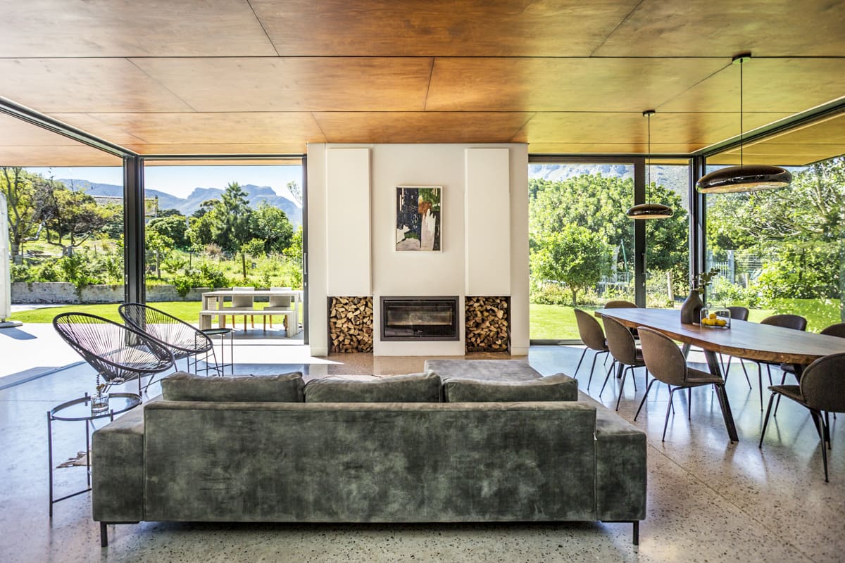 Rent Villa Corentin South Africa