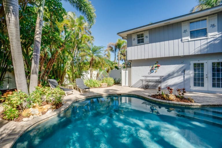 Rent Villa Flounder United States