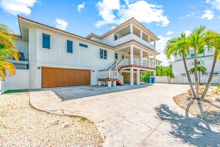 Rent Villa Island Echo United States