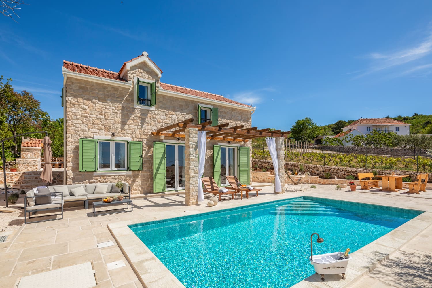 Rent-holiday-Rent Villa Kalista Croatia-Blizna Donja