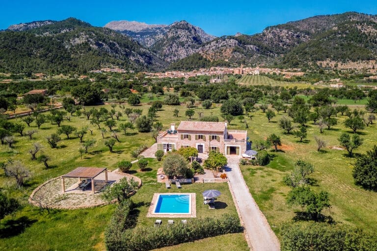 Rent Villa Mazapan Spain