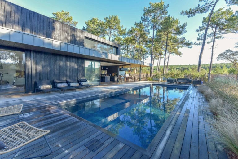 Rent Villa Thais France